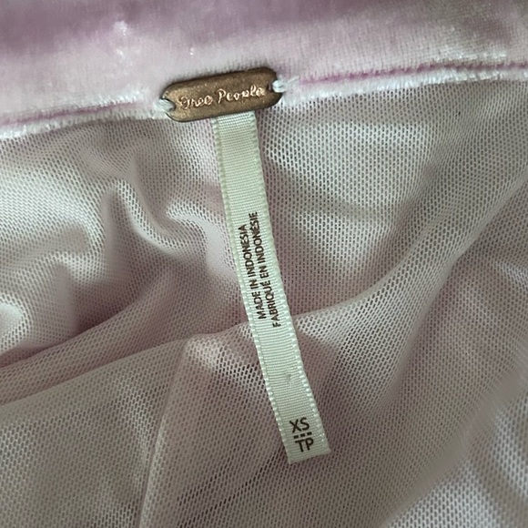 Free People Shayla Velvet Long Sleeve Mini Dress in Classic Pink Sz XS - Picture 10 of 10